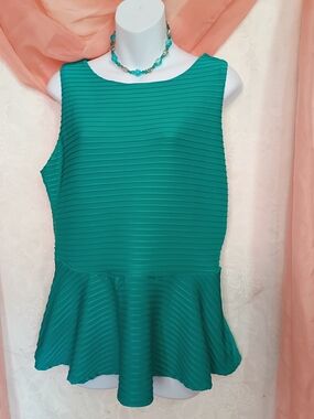Bisou Bisou Ladies Teal Sleeveless Peplum Top Sz Lg